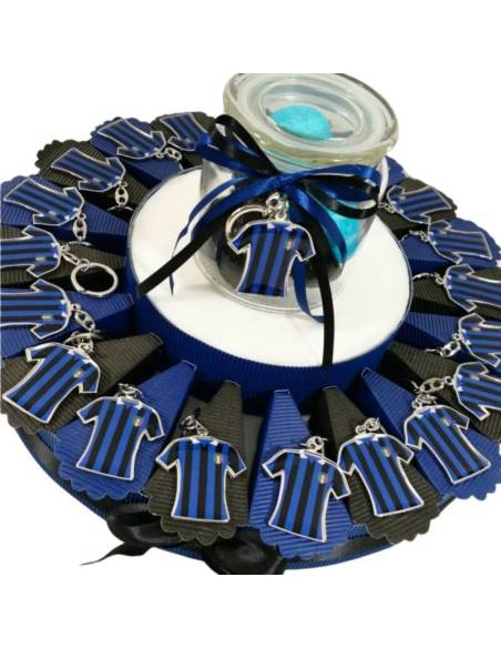 Torta portaconfetti bomboniere inter portachiavi maglietta