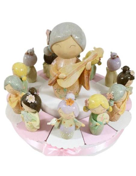 Idea torta bomboniera nascita comunione battesimo con giapponesina bambola statuetta per BIMBA