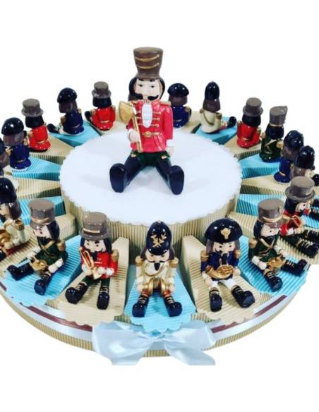 Torta bomboniere soldatini seduti confetti inclusi