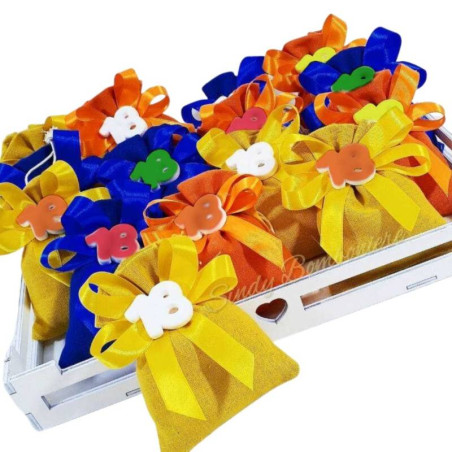 Torta vassoio porta sacchetti colorati per diciottesimo compleanno da 20 sacchetti