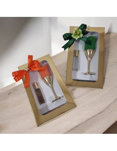 Bomboniere profumi persona rosa in velluto con scatola degustazione confetti