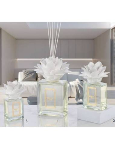 Diffusori per ambienti bomboniere fiore in ceramica Capodimonte bianca Melaverde