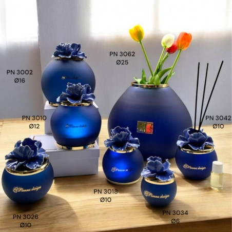 Pienne Design bomboniere raffinate ed eleganti fiore in ceramica blu Linea Andromeda