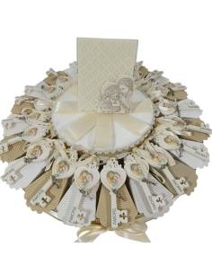 TORTA bomboniera con chiavi sacre con immagine di Sacra Famiglia con scritta incisa la parola AMORE 049650