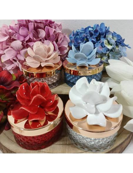 Candele profumate bomboniere fiori in ceramica