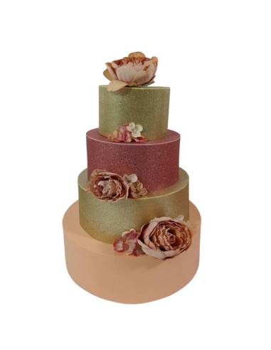 Torte finte scenografiche quattro piani con fiori