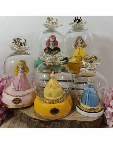 Torta bomboniere calamite principesse Disney miste | Sindy Bomboniere
