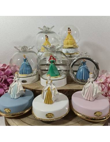 Torta bomboniere calamite principesse Disney miste | Sindy Bomboniere
