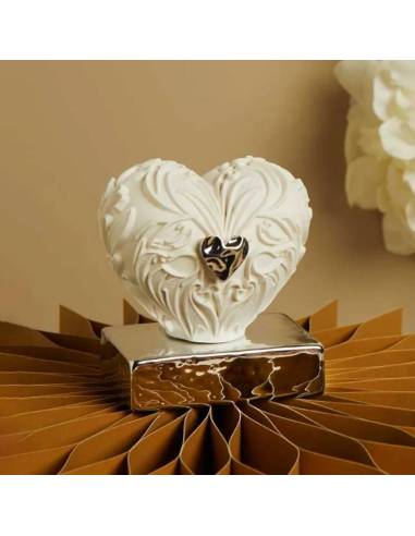 Bomboniere Claraluna Matrimonio cuori in gesso su base lucida | Sindy Bomboniere