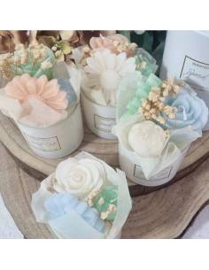 Bouquet candele profumate fiori particolari ed eleganti 2