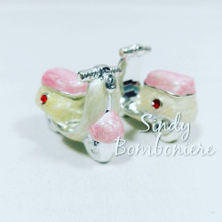 FAI DA TE bomboniere online VESPETTA rosa con piccolo strass da APPOGGIO  per nascita compleanno VESPA